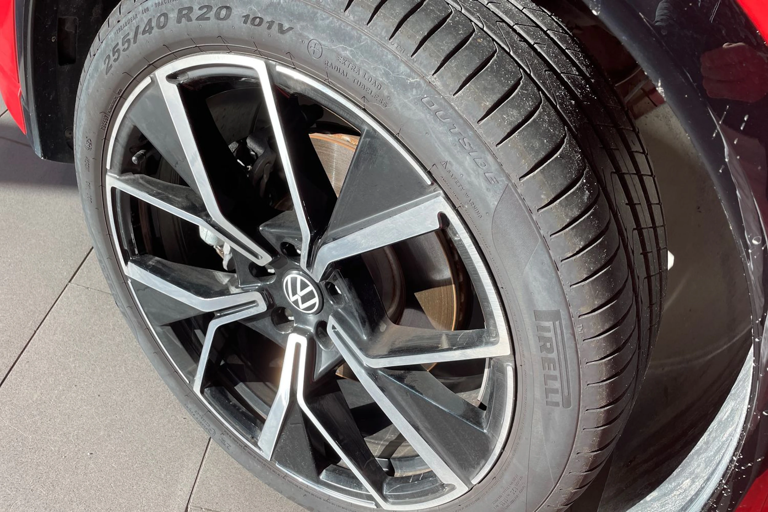 oranssi Volkswagen Tiguan 2026 kuva 10.