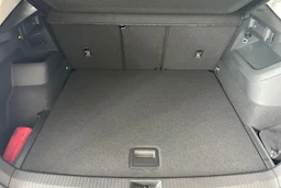sininen Volkswagen Tiguan 2026 kuva 11.