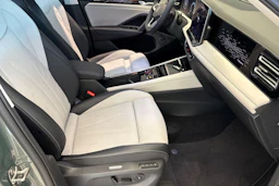 vihreä Volkswagen Tiguan 2026 kuva 11.
