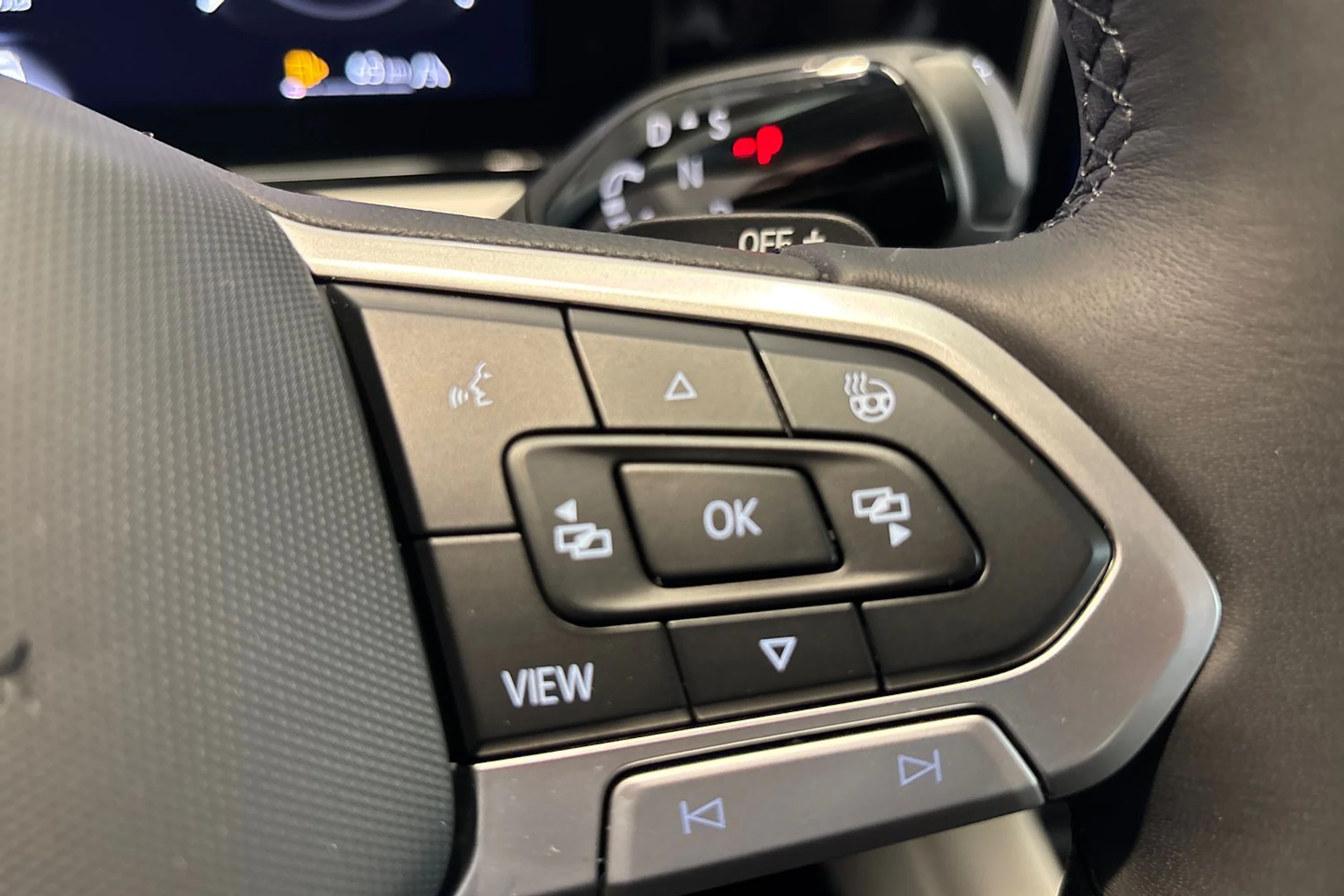 vihreä Volkswagen Tiguan 2026 kuva 25.
