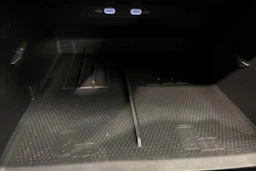 vihreä Volkswagen Tiguan 2026 kuva 36.
