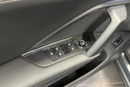 harmaa Volkswagen Tiguan 2026 kuva 13.