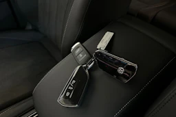 harmaa Volkswagen Tiguan 2026 kuva 24.