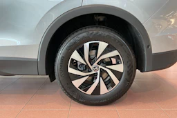 harmaa Volkswagen Tiguan 2026 kuva 10.