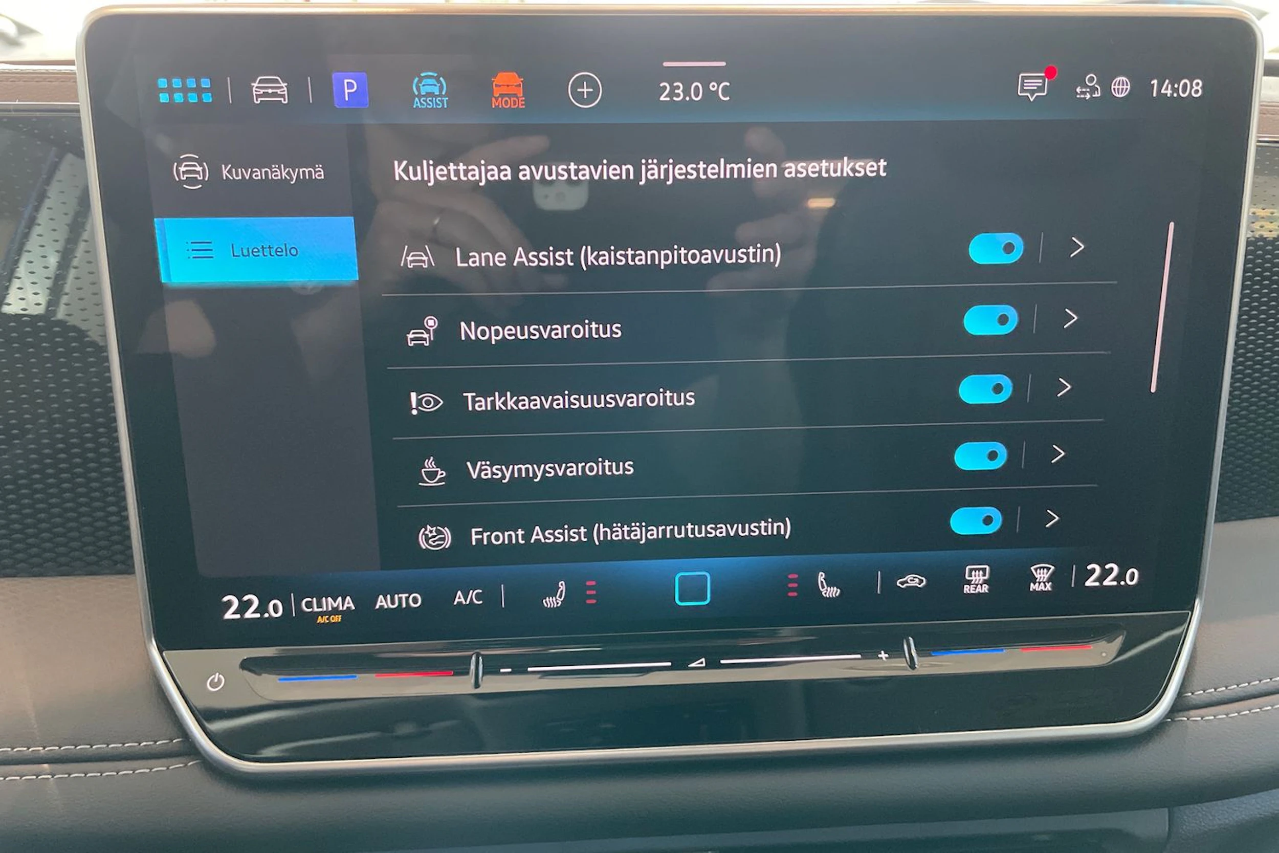 harmaa Volkswagen Tiguan 2026 kuva 13.