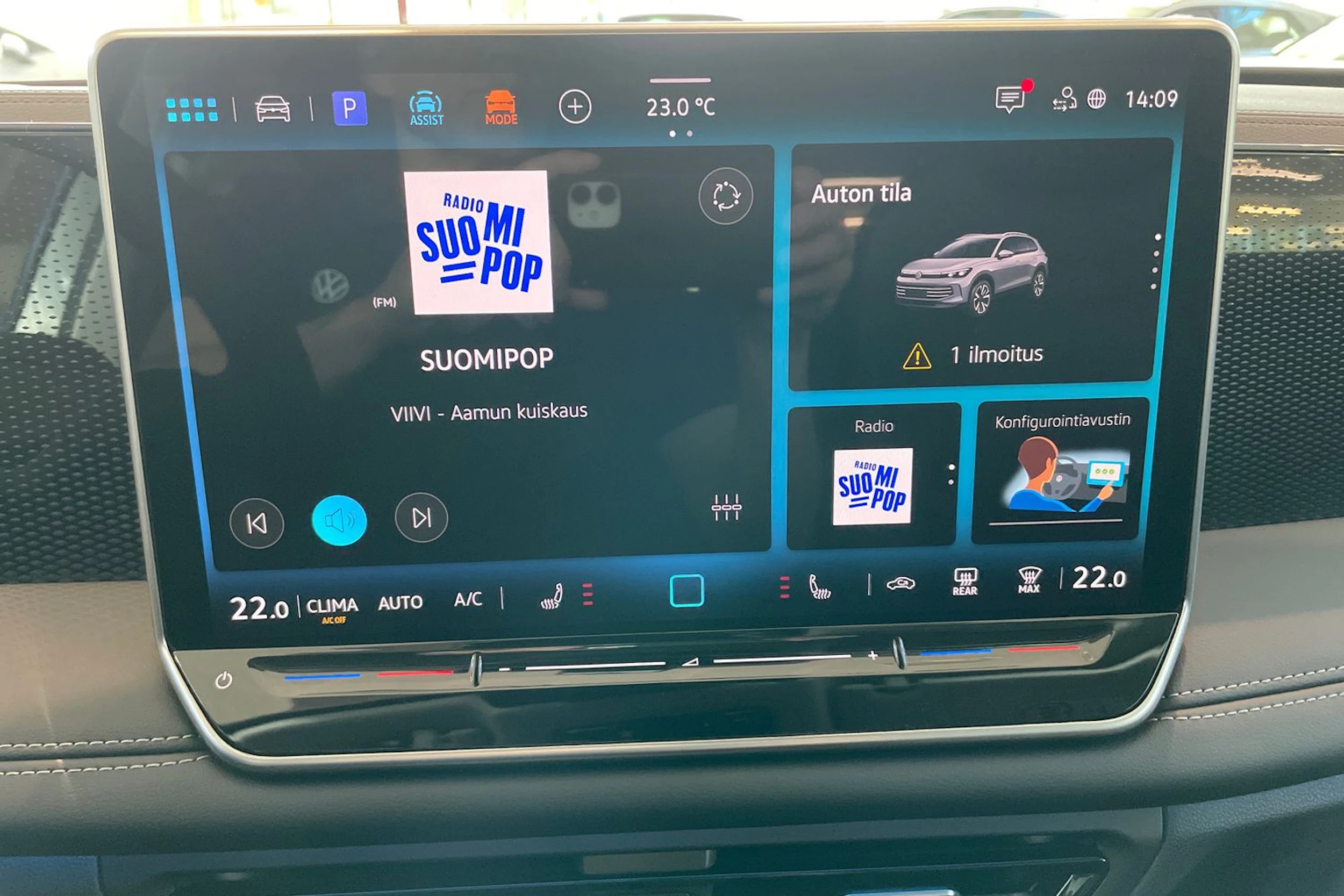 harmaa Volkswagen Tiguan 2026 kuva 15.