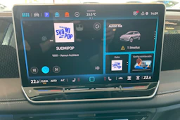 harmaa Volkswagen Tiguan 2026 kuva 15.