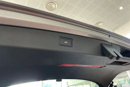 harmaa Volkswagen Tiguan 2026 kuva 18.