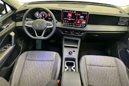 met. musta Volkswagen Tiguan 2026 kuva 7.