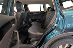 sininen Volkswagen Tiguan 2026 kuva 8.