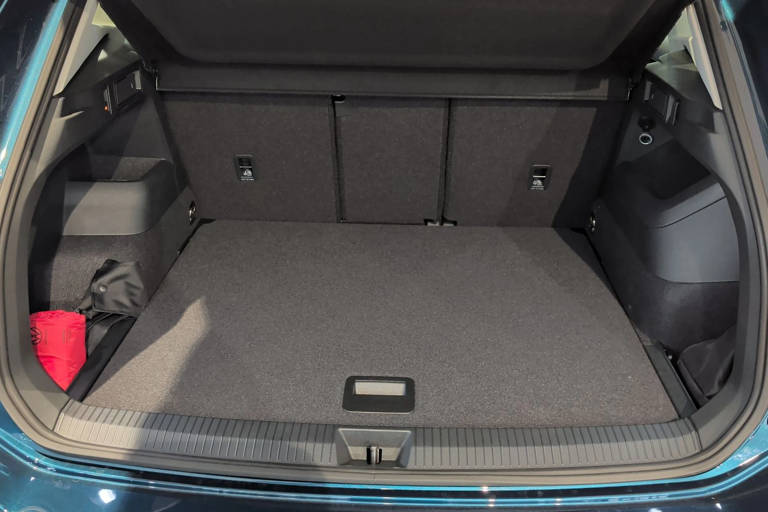 sininen Volkswagen Tiguan 2026 kuva 10.