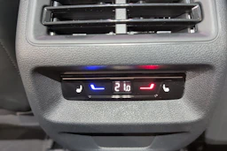 sininen Volkswagen Tiguan 2026 kuva 29.