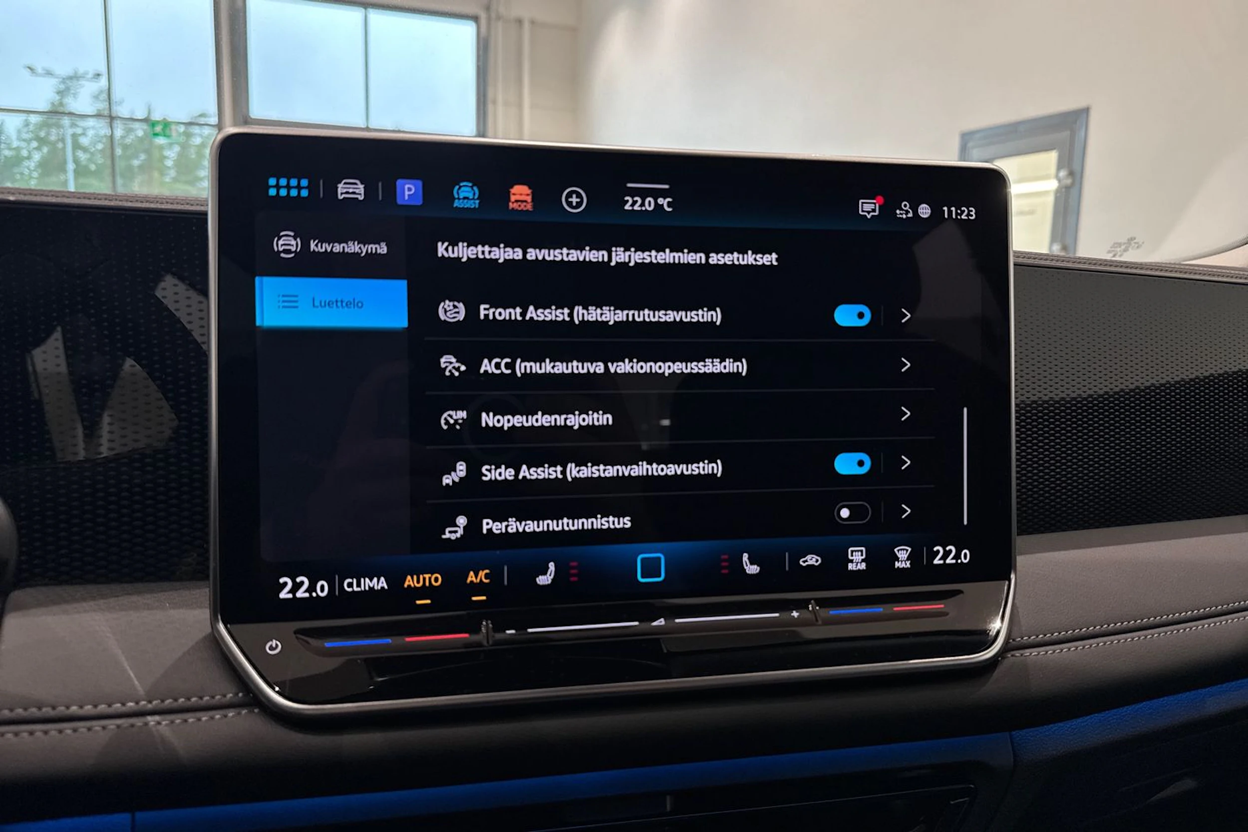 met. musta Volkswagen Tiguan 2026 kuva 24.