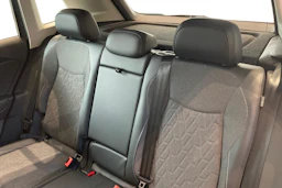 harmaa Volkswagen Tiguan 2026 kuva 8.