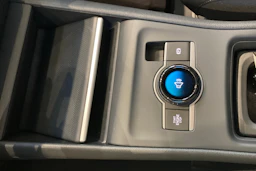 harmaa Volkswagen Tiguan 2026 kuva 16.