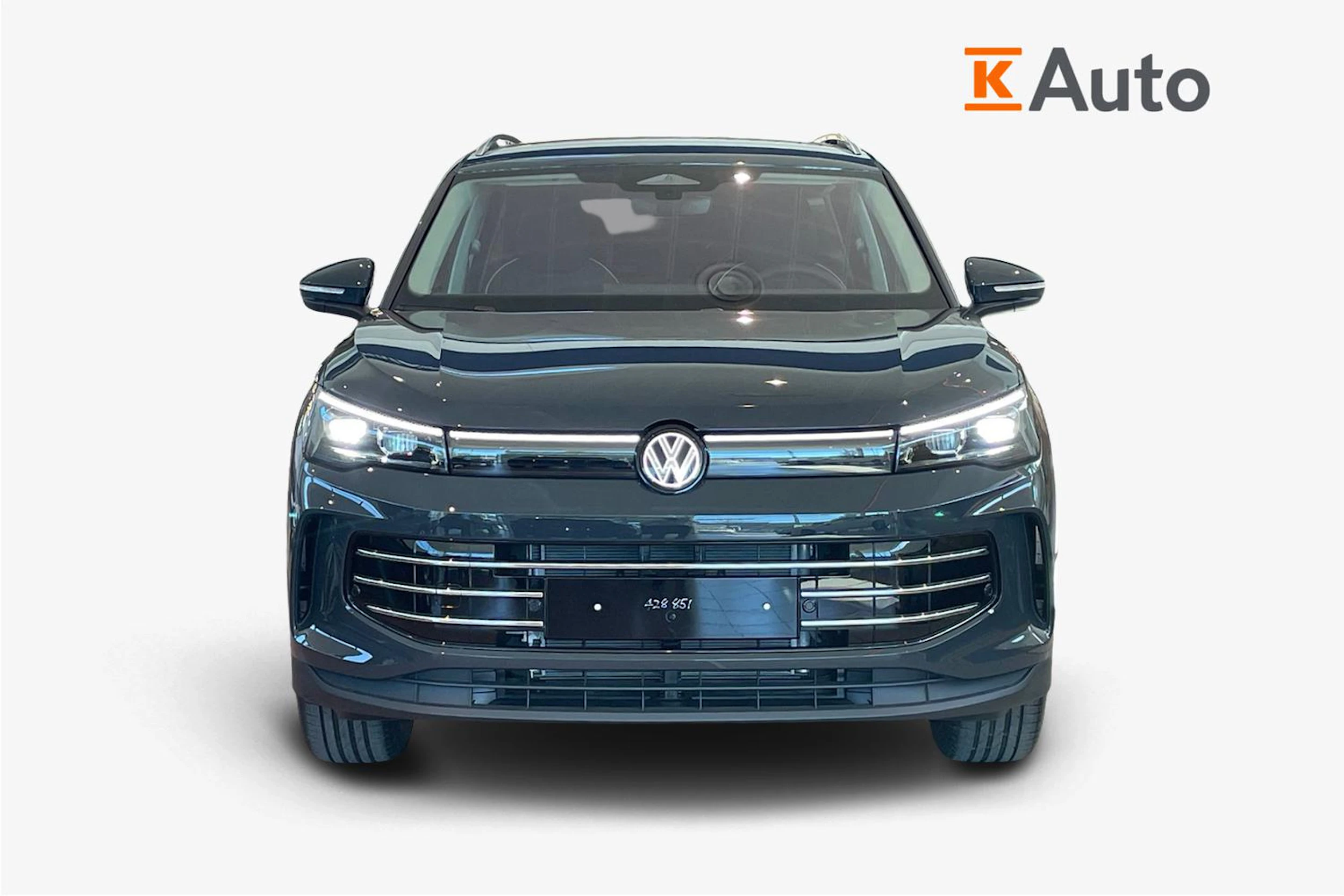 harmaa Volkswagen Tiguan 2026 kuva 4.