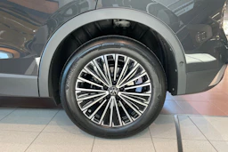 harmaa Volkswagen Tiguan 2026 kuva 10.