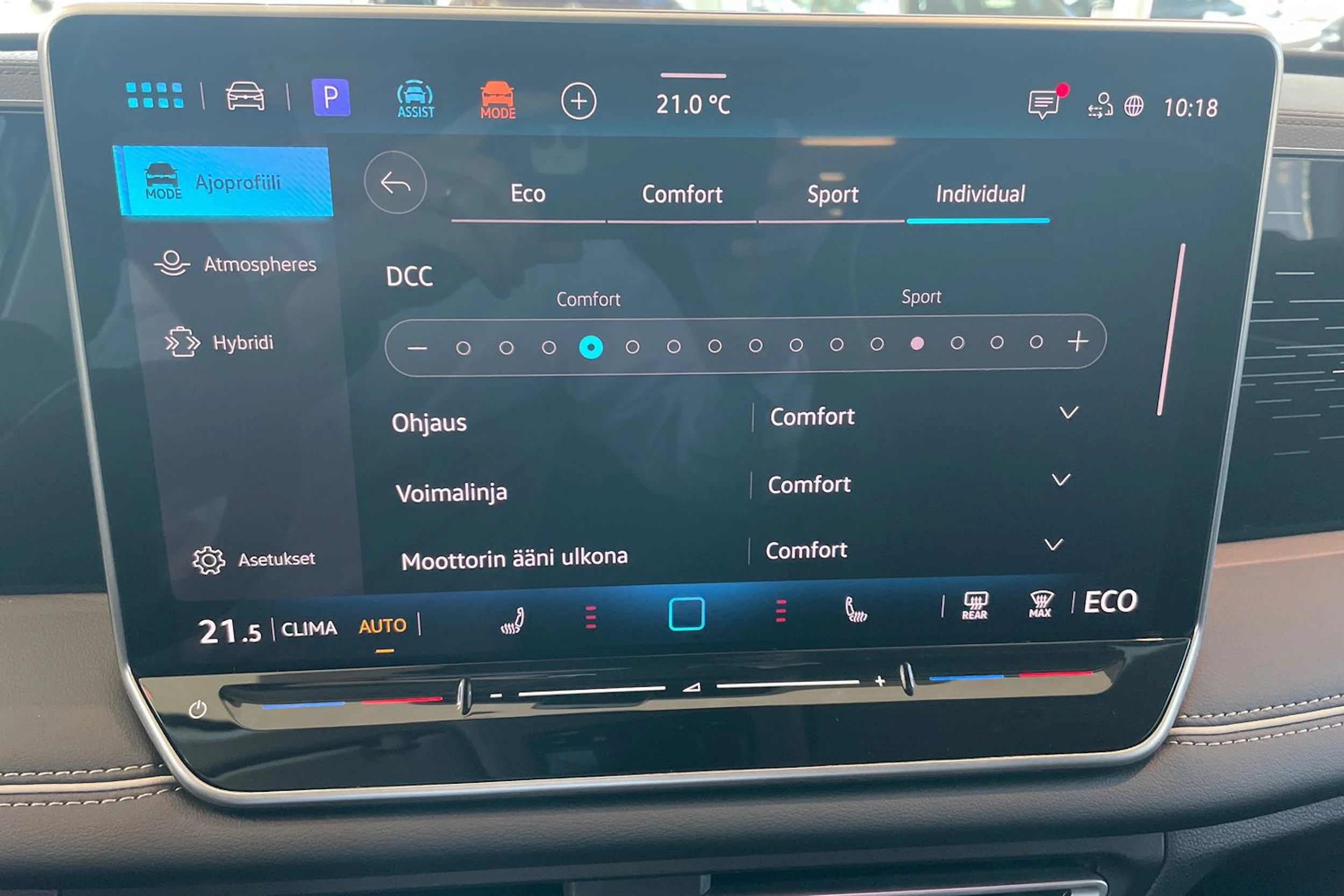 harmaa Volkswagen Tiguan 2026 kuva 16.