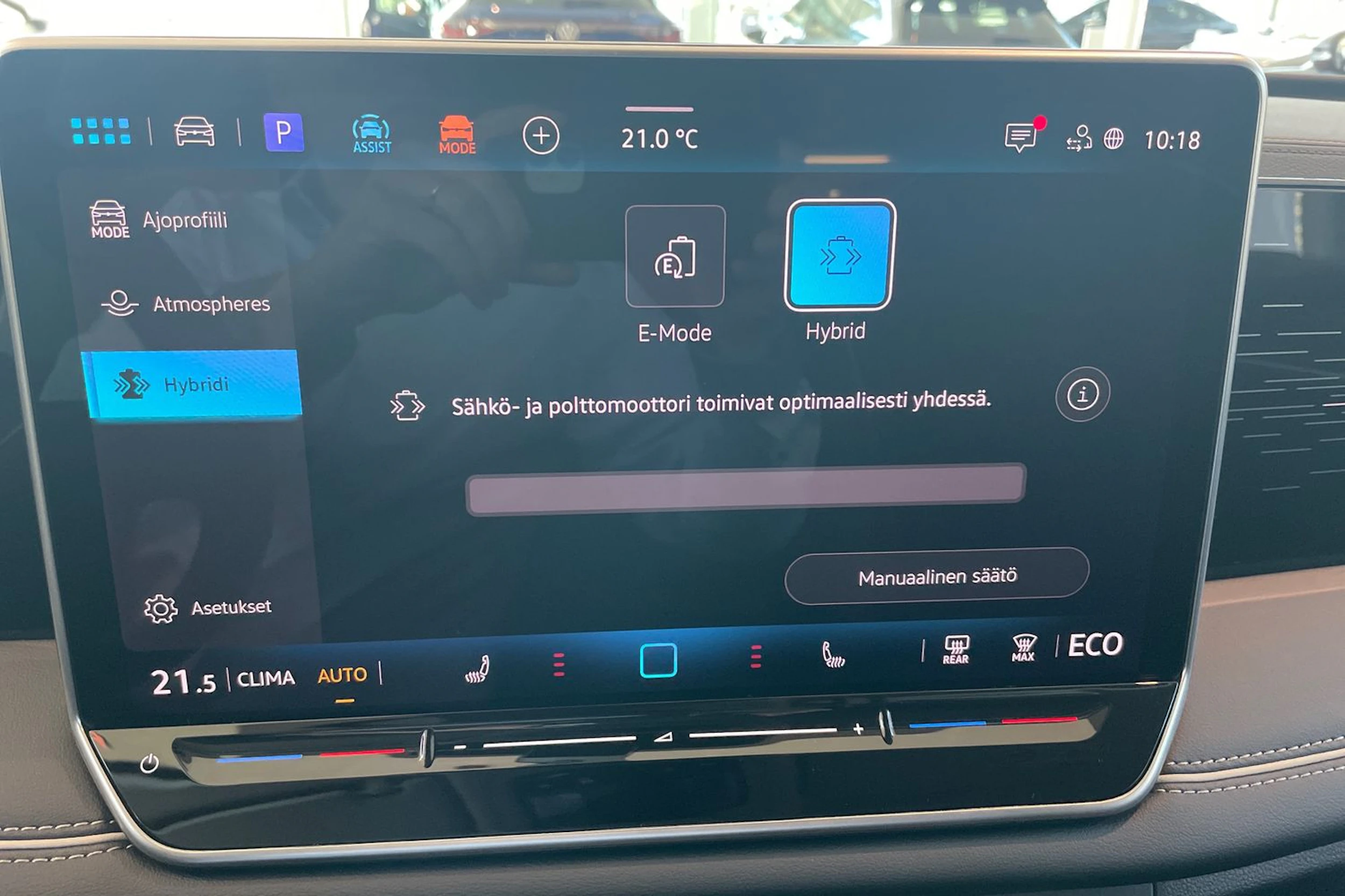 harmaa Volkswagen Tiguan 2026 kuva 17.