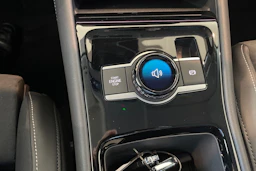 harmaa Volkswagen Tiguan 2026 kuva 19.