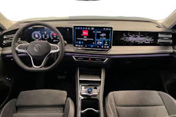 harmaa Volkswagen Tiguan 2026 kuva 7.