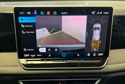 harmaa Volkswagen Tiguan 2026 kuva 14.