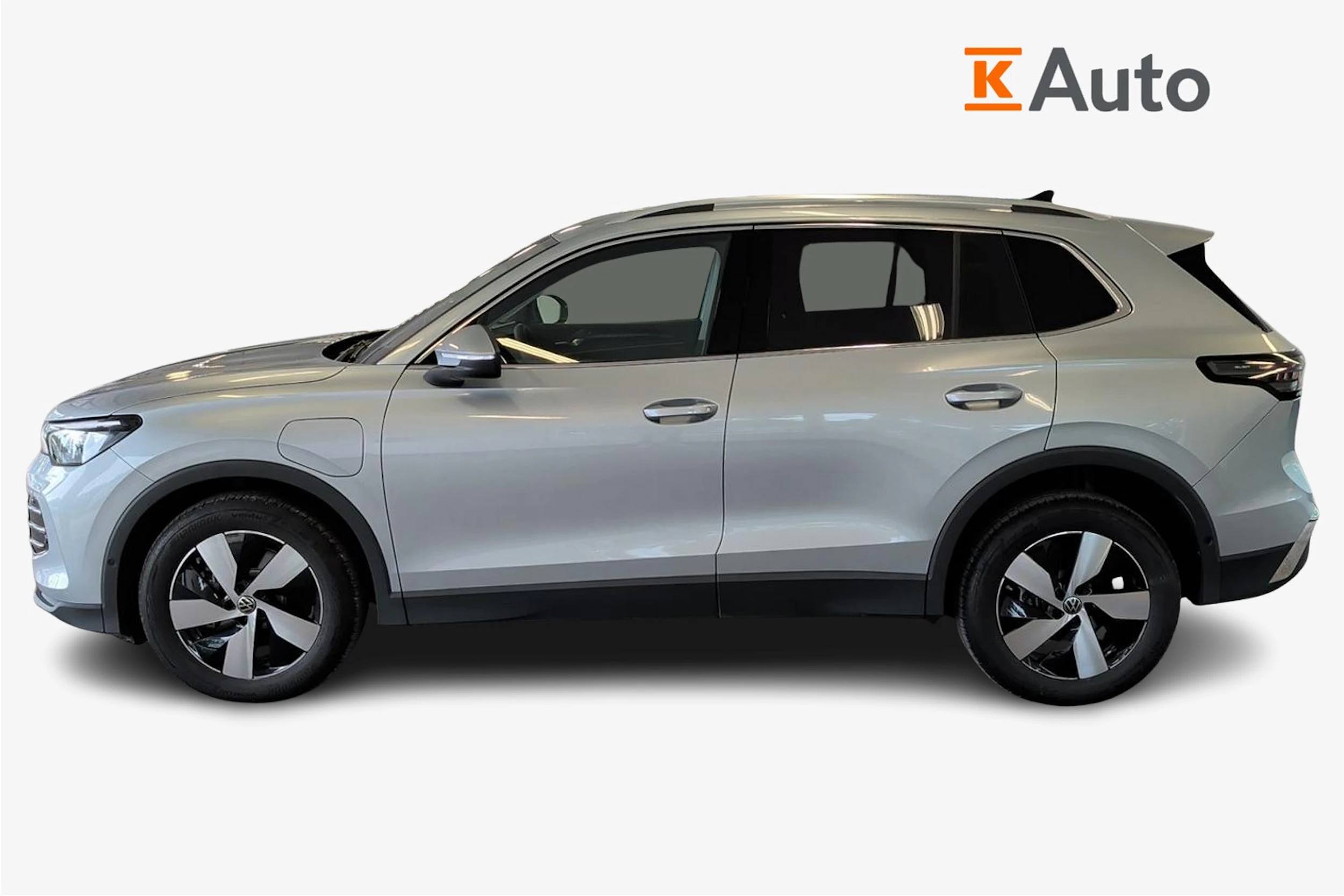 harmaa Volkswagen Tiguan 2026 kuva 5.