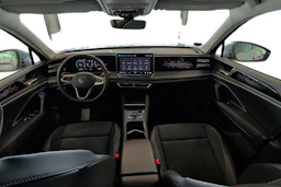 harmaa Volkswagen Tiguan 2026 kuva 7.