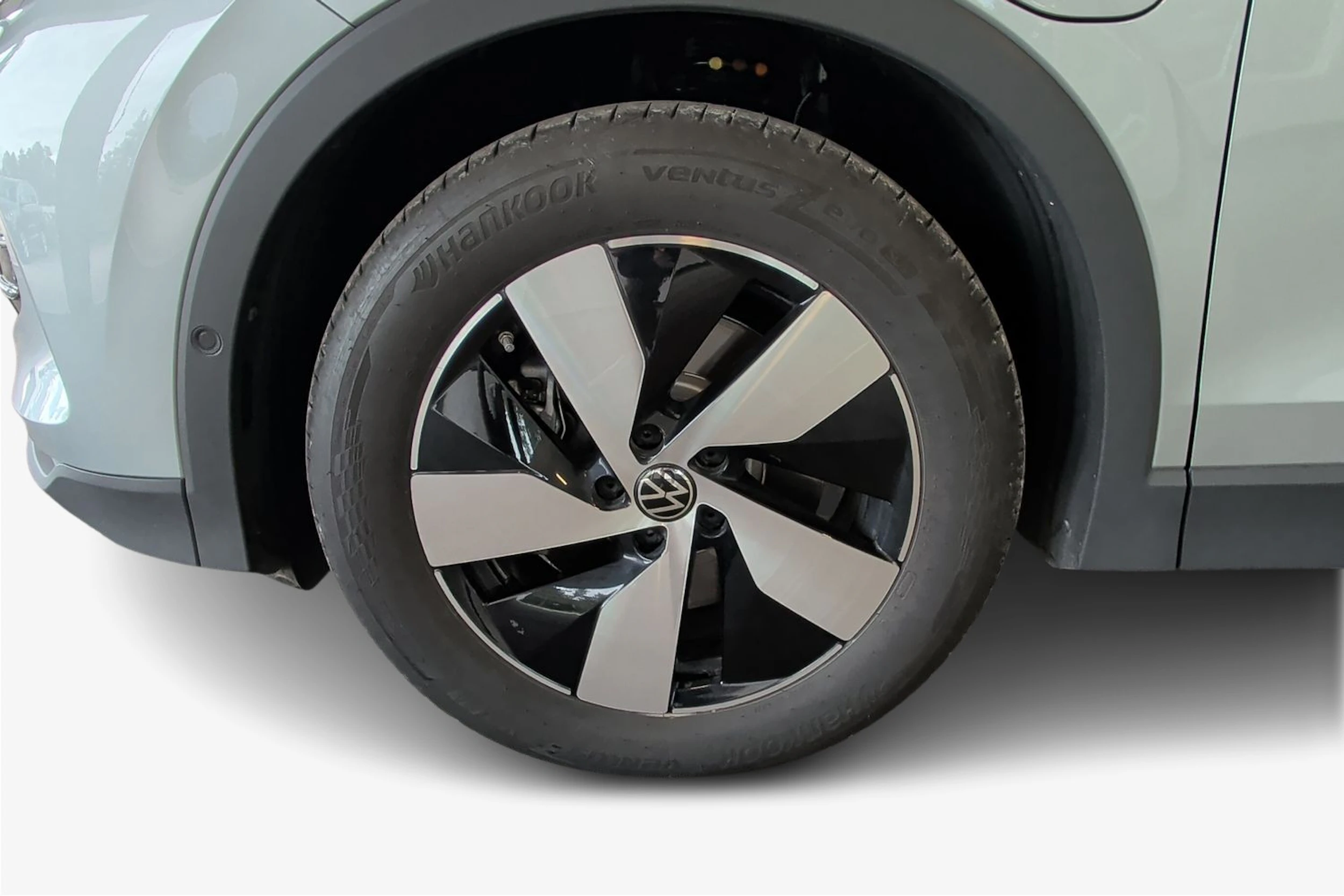 harmaa Volkswagen Tiguan 2026 kuva 9.