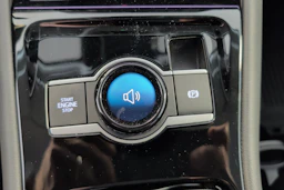 harmaa Volkswagen Tiguan 2026 kuva 21.