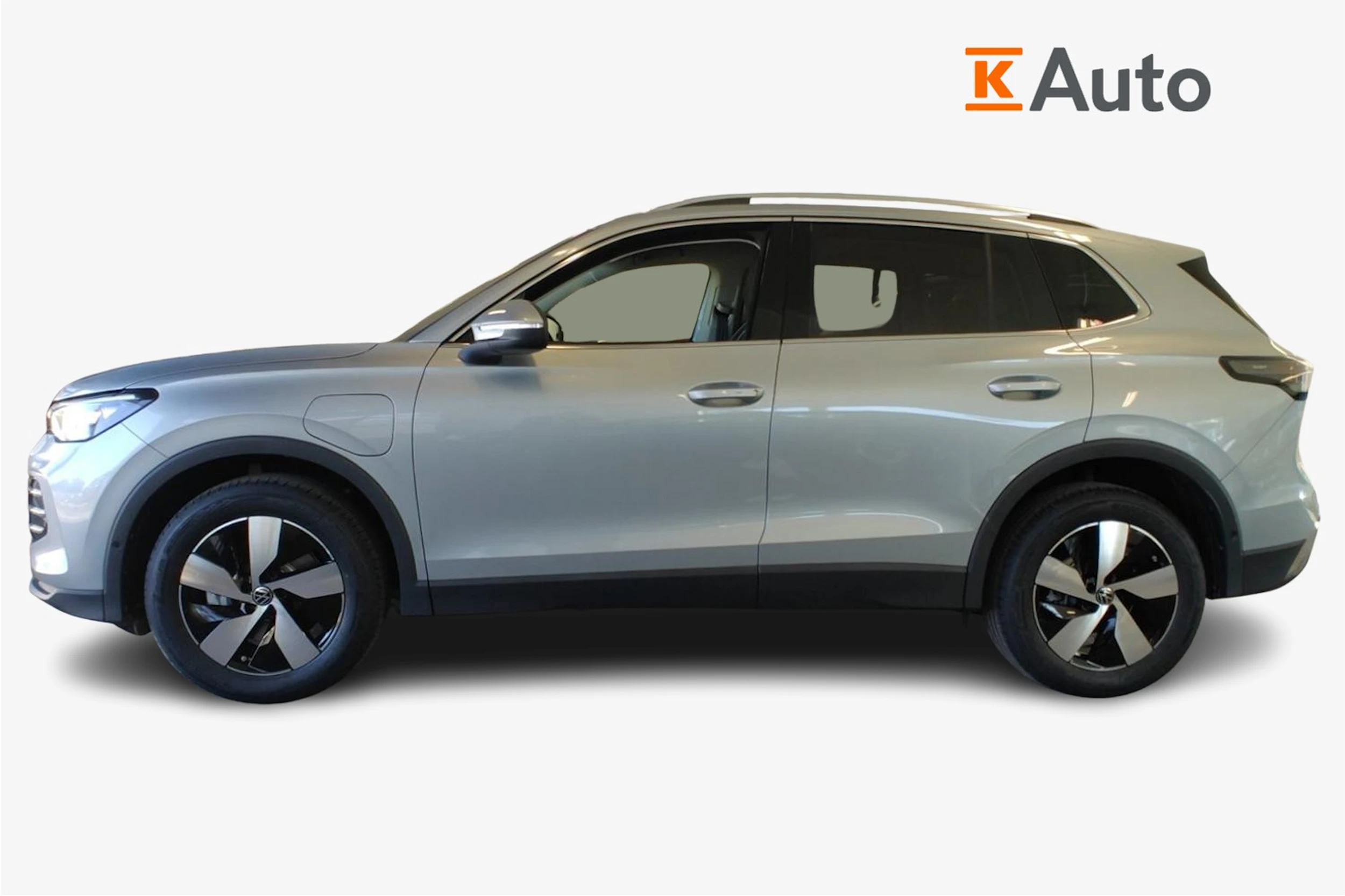 harmaa Volkswagen Tiguan 2026 kuva 5.