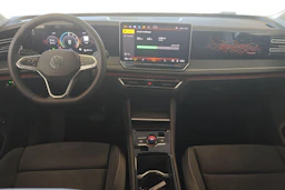 harmaa Volkswagen Tiguan 2026 kuva 7.