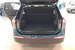 sininen Volkswagen Tiguan 2026 kuva 11.