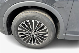 harmaa Volkswagen Tiguan 2026 kuva 9.