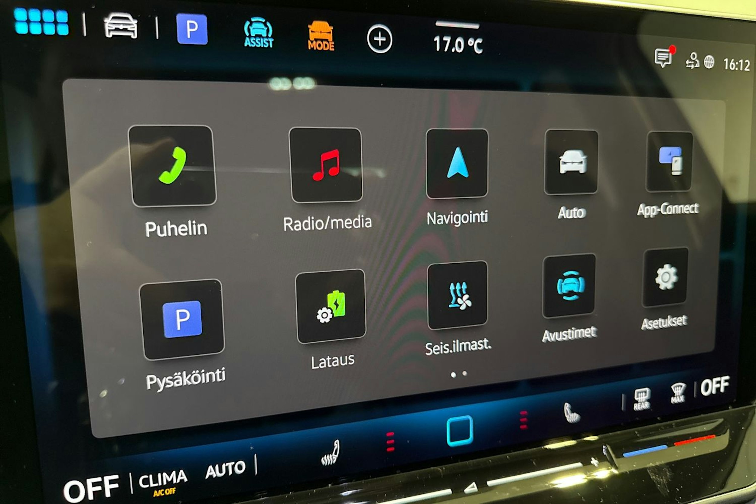 valkoinen Volkswagen Tiguan 2026 kuva 13.