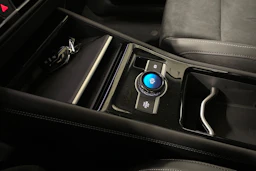 harmaa Volkswagen Tiguan 2026 kuva 14.