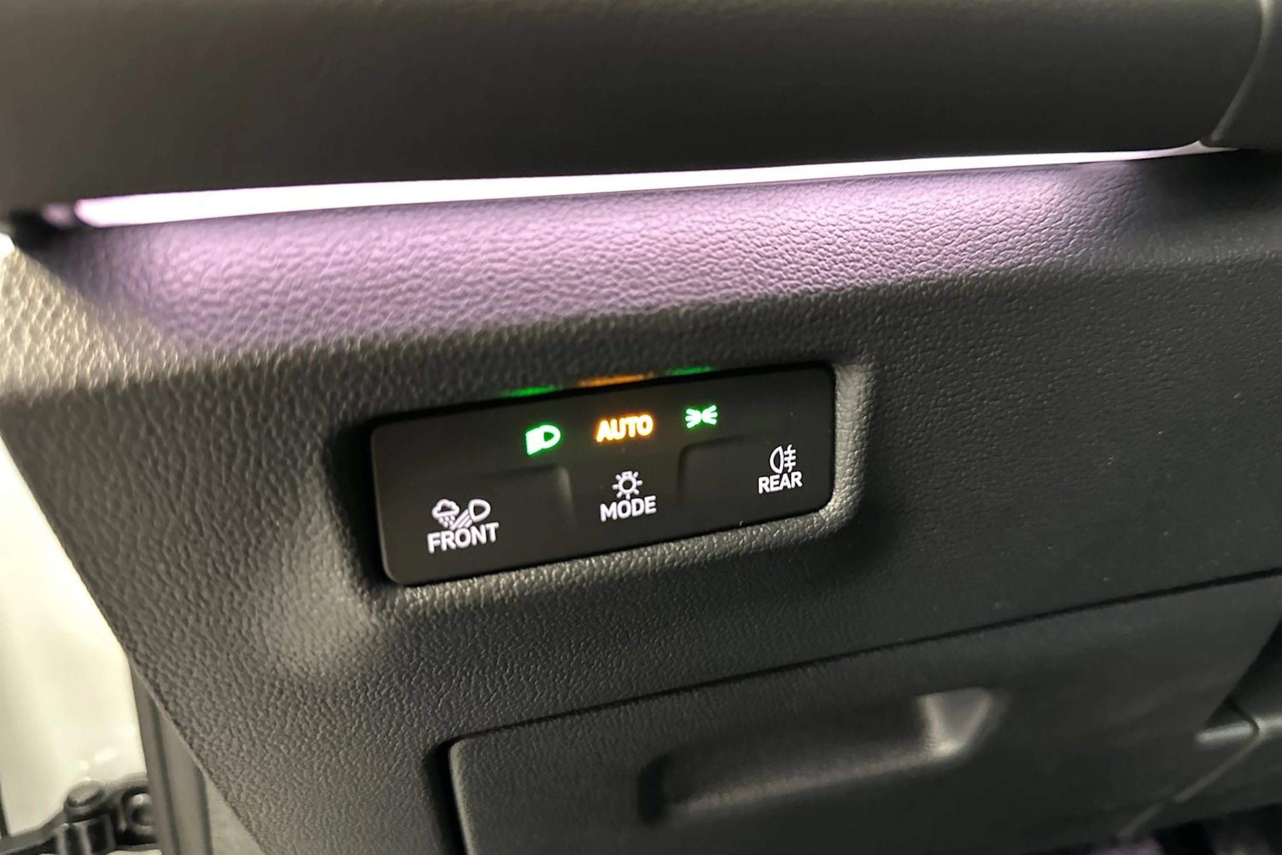 valkoinen Volkswagen Tiguan 2026 kuva 20.