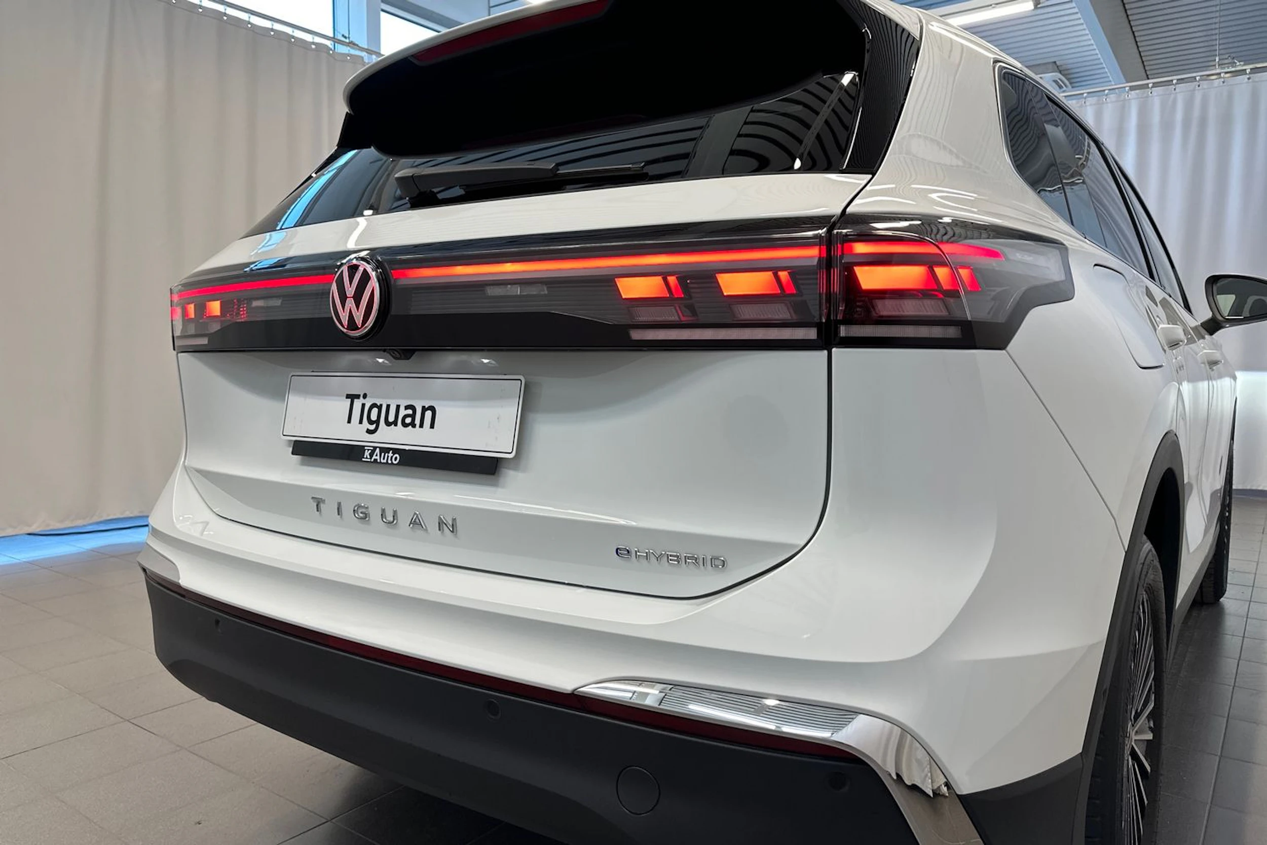 valkoinen Volkswagen Tiguan 2026 kuva 31.