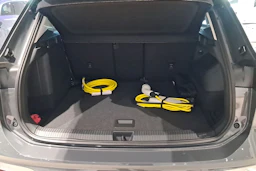 harmaa Volkswagen Tiguan 2026 kuva 11.