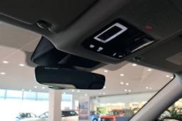 harmaa Volkswagen Tiguan 2026 kuva 15.