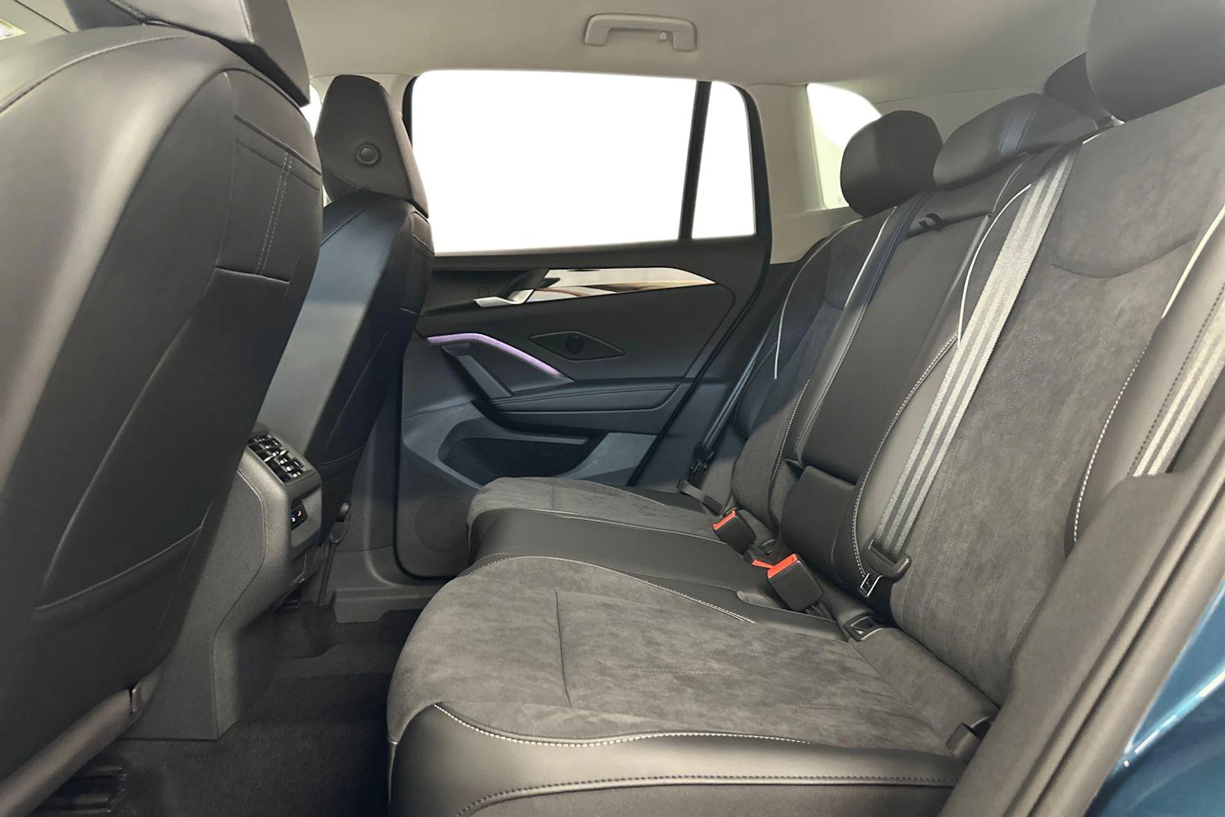 met. sininen Volkswagen Tiguan 2026 kuva 8.