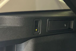 met. sininen Volkswagen Tiguan 2026 kuva 12.