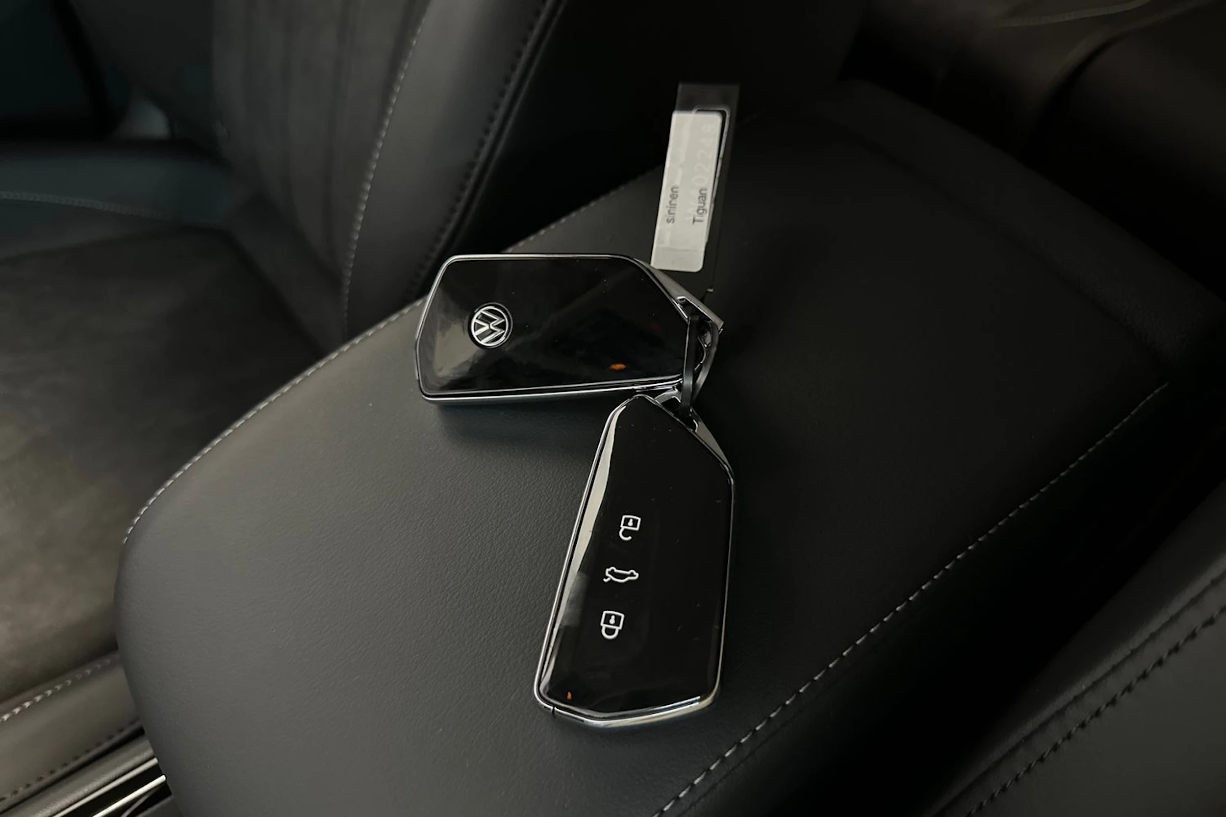 met. sininen Volkswagen Tiguan 2026 kuva 24.