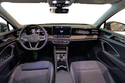 vihreä Volkswagen Tiguan 2026 kuva 7.