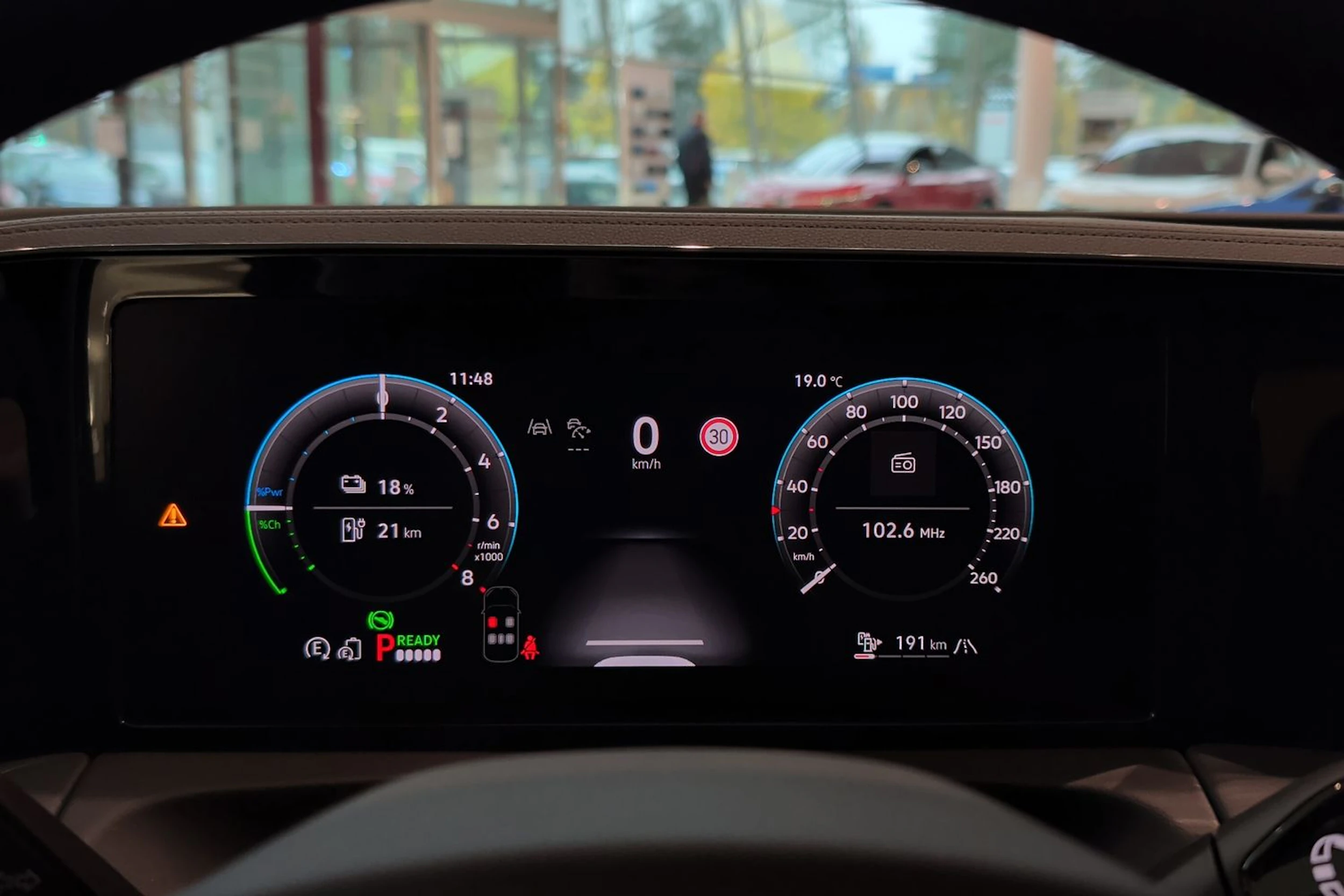 vihreä Volkswagen Tiguan 2026 kuva 16.