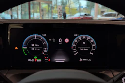 vihreä Volkswagen Tiguan 2026 kuva 16.