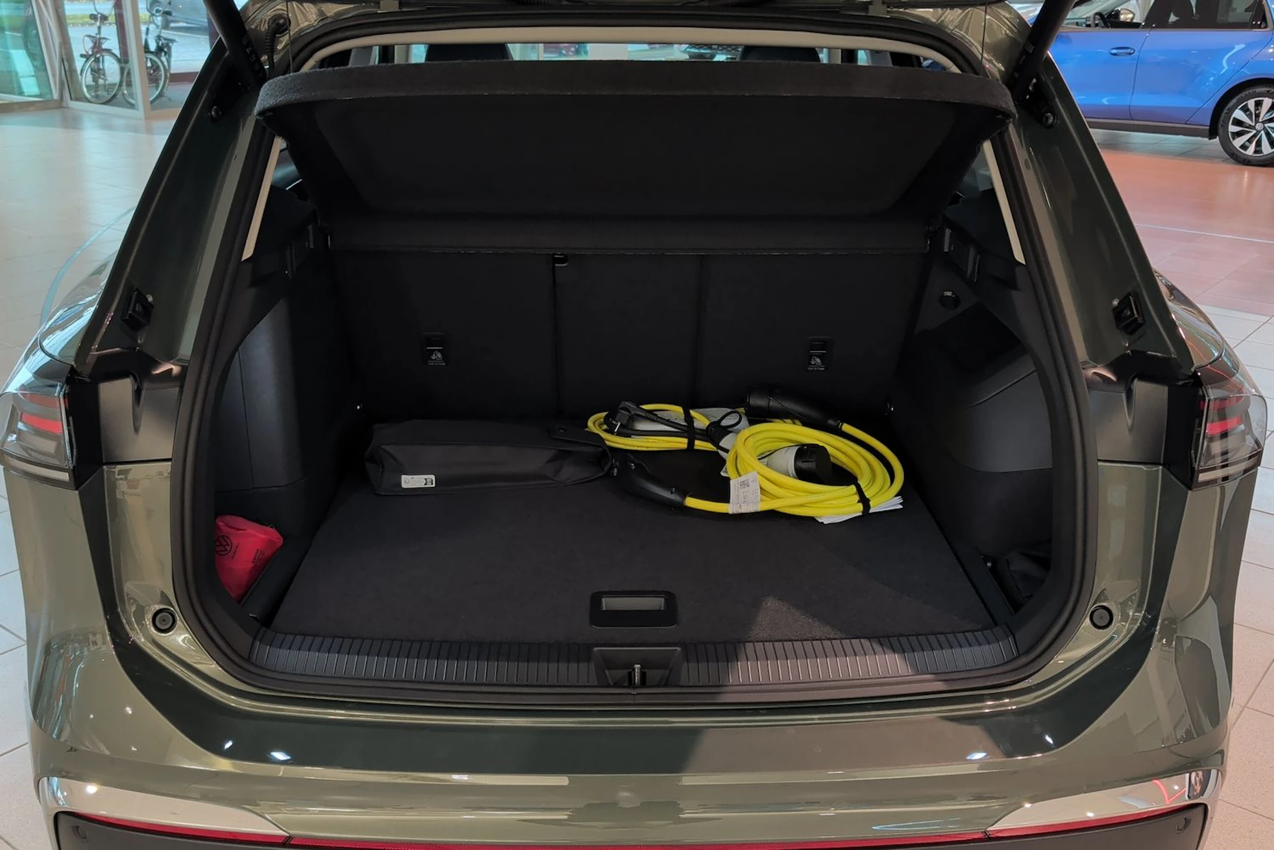 vihreä Volkswagen Tiguan 2026 kuva 26.