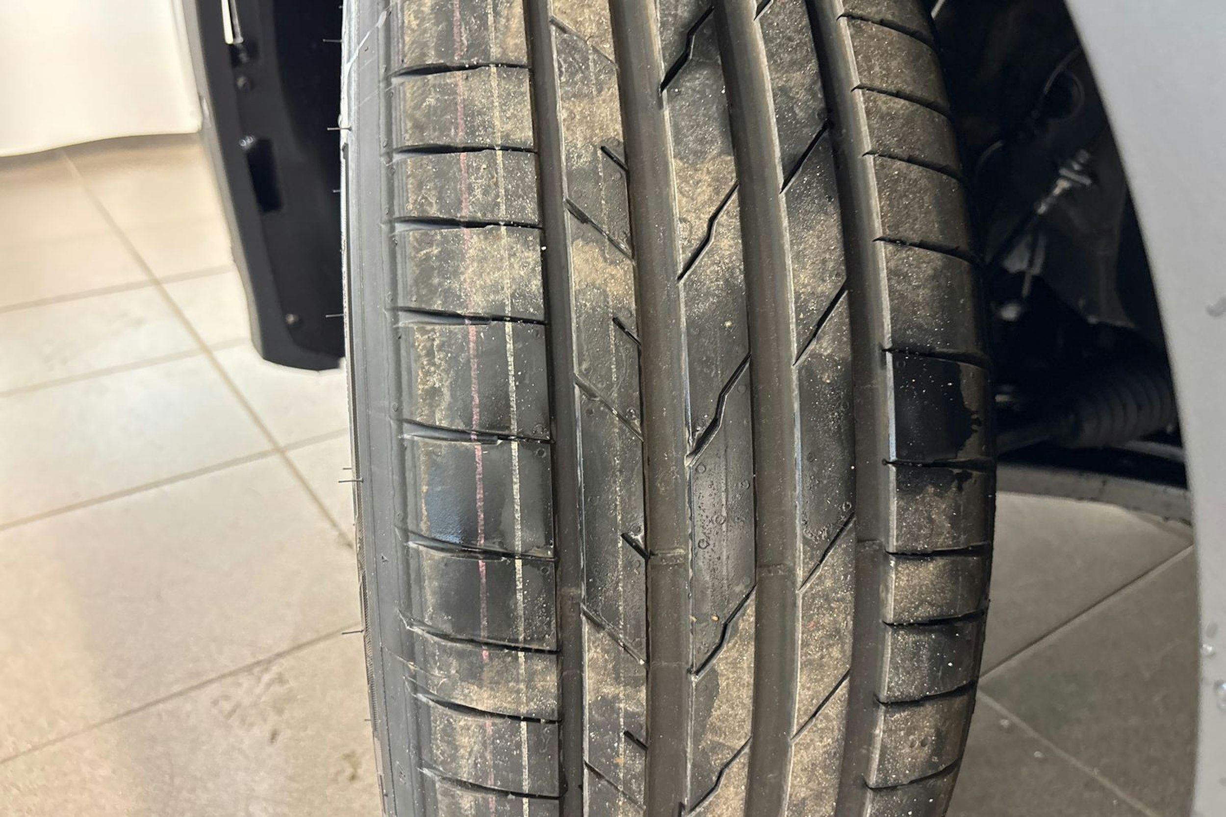 met. harmaa Volkswagen Tiguan 2026 kuva 21.