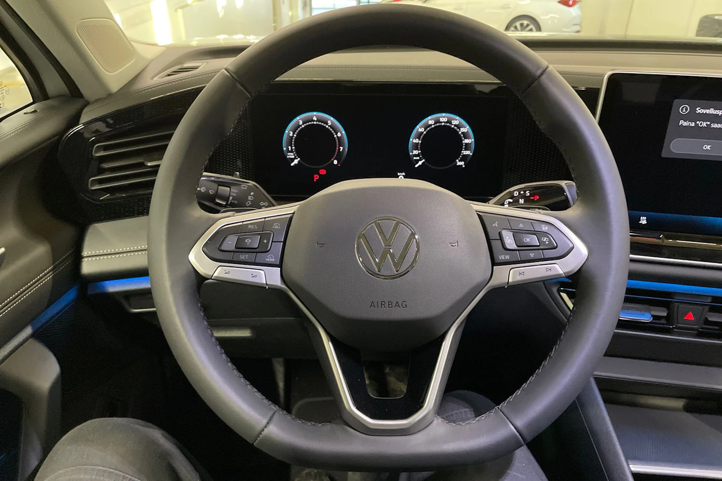 valkoinen Volkswagen Tiguan 2026 kuva 11.