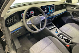 musta Volkswagen Tiguan 2026 kuva 6.